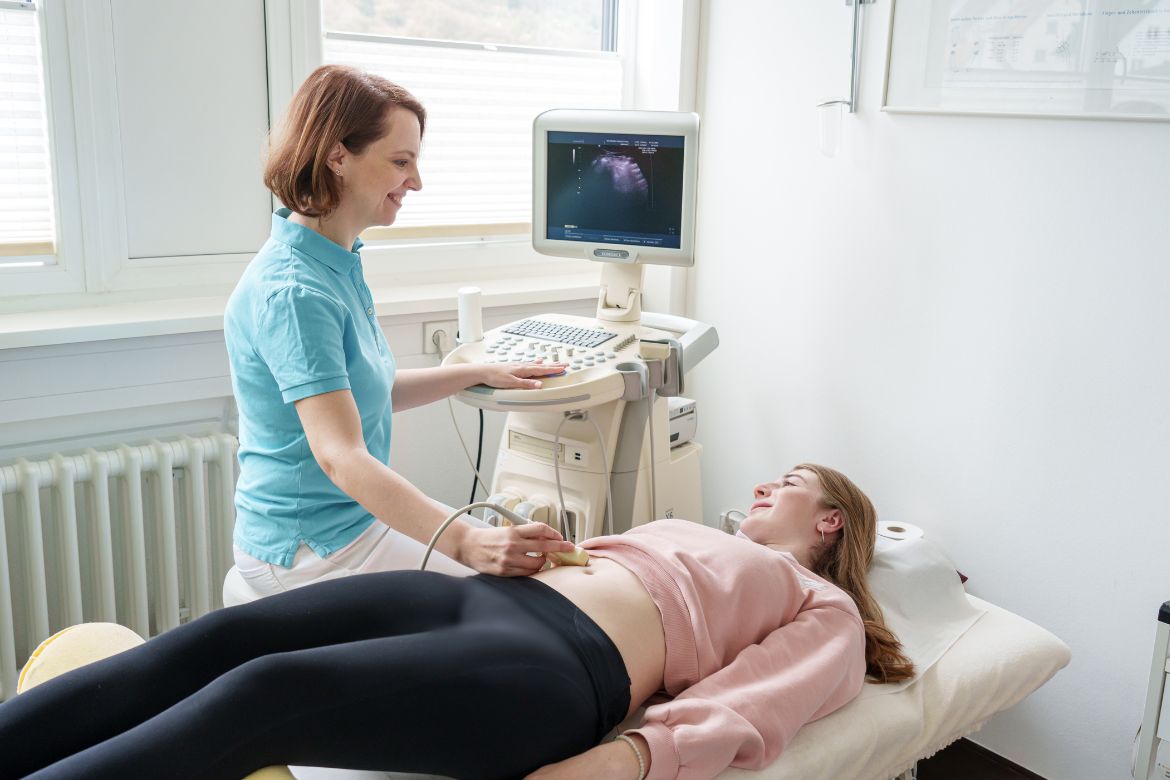 Praxis Dr. Niemer - Fachärztin für Allgemeinmedizin - Prävention, Naturheilverfahren, Sportmedizin - Ultraschall